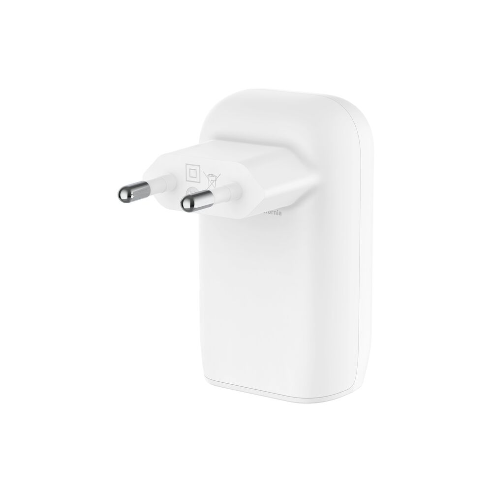Belkin - BoostCharge - 67 Watt Wall Charger with 3 x USB-C Ports Power Delivery Wall Charger with 2 Meter USB-C to USB-C Cable - White